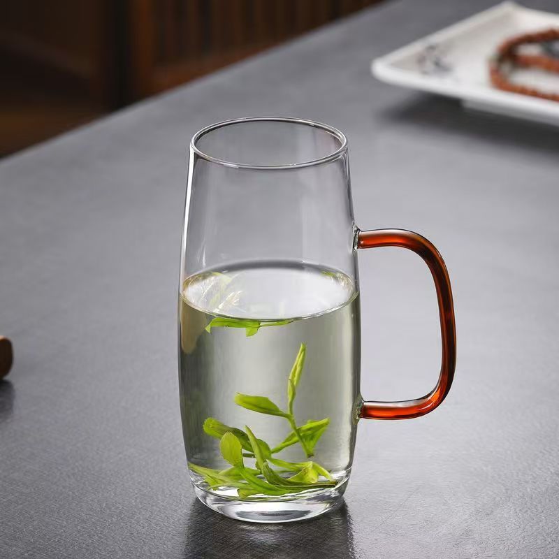 Come distinguere tra tazze di vetro di buona e cattiva qualità