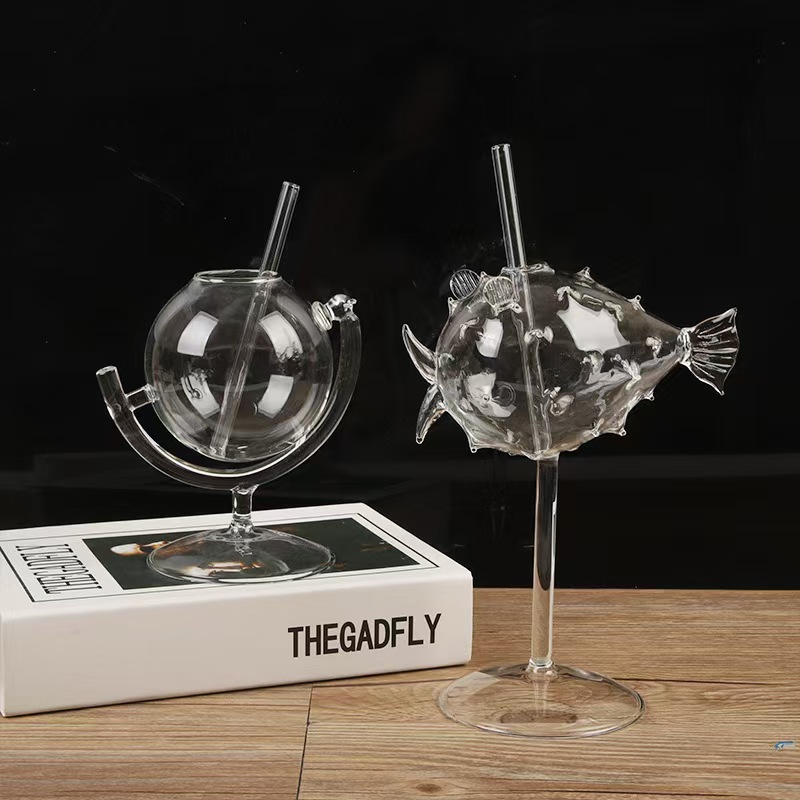 Bicchiere da cocktail personalizzato con globo di celebrità di Internet